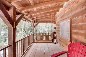 Quiet Cabin on 5 Acres < 2 Mi to Chain O' Lakes