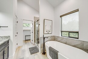 Luxe Pine Home w/ Tonto National Forest Access!