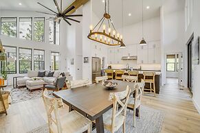 Luxe Pine Home w/ Tonto National Forest Access!