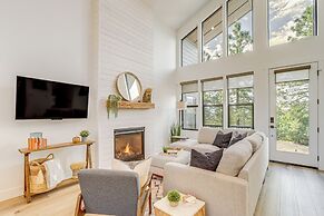 Luxe Pine Home w/ Tonto National Forest Access!