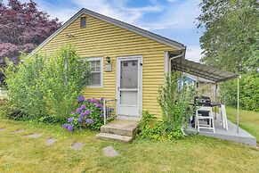 < 2 Mi to Beach: Cozy Cottage w/ Patio on Cape Cod