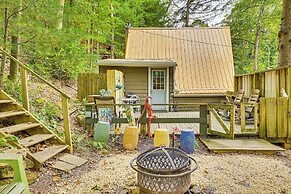 Carrollton Cabin w/ Patio & Fire Pit!