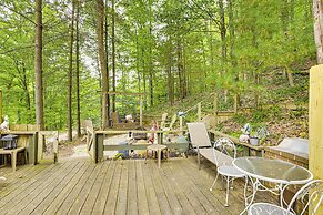 Carrollton Cabin w/ Patio & Fire Pit!