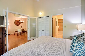 Steps to Shore: Kihei Beachgoer's Condo w/ Pool!