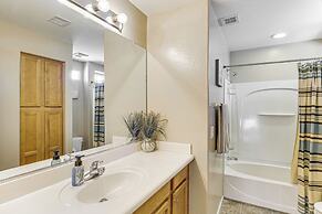 San Tan Valley w/ Hot Tub & Oasis-like Backyard!