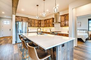 Granby Home w/ Hot Tub: Free Round of Golf in May!