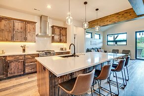 Granby Home w/ Hot Tub: Free Round of Golf in May!