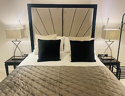 St Albans City Retreat - 2 Bed Apartment