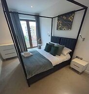 St Albans City Retreat - 2 Bed Apartment