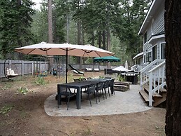 3685s River View Retreat 4 Bedroom Home by RedAwning