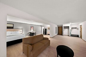 Suburban Studios, Kearney