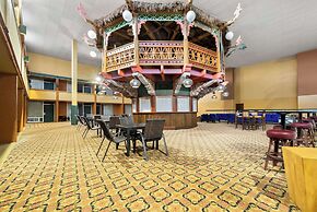 Suburban Studios, Kearney