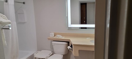 Suburban Studios, Kearney