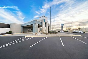 Suburban Studios, Kearney