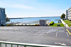 Thunder Island 117c 2 Bedroom Condo by RedAwning