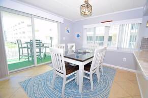 Thunder Island 117c 2 Bedroom Condo by RedAwning