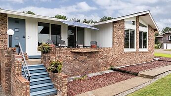 Champ's Landing 3 Bedroom Home by RedAwning