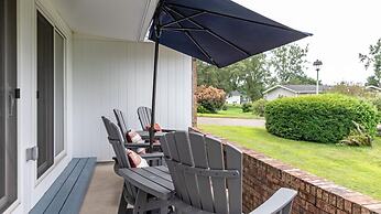 Champ's Landing 3 Bedroom Home by RedAwning