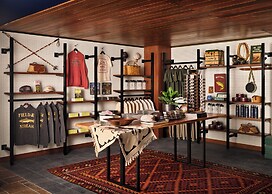 Field & Stream Lodge Bozeman