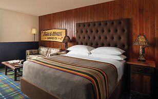 Field & Stream Lodge Bozeman