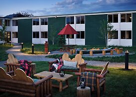 Field & Stream Lodge Bozeman