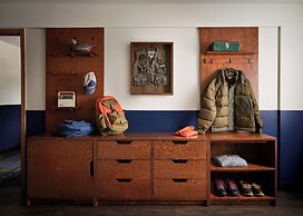 Field & Stream Lodge Bozeman