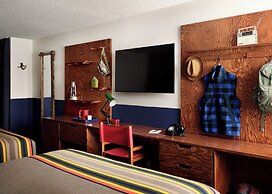Field & Stream Lodge Bozeman
