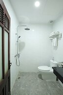 Bach Duong Ha Noi Hotel