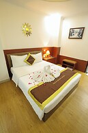 Bach Duong Ha Noi Hotel