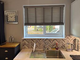 Cozy Apartment in Stoke-on-trent One Double bed