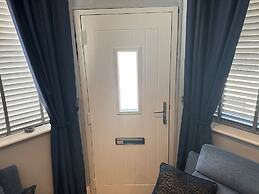 Cozy Apartment in Stoke-on-trent One Double bed