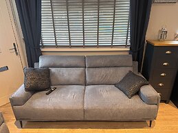 Cozy Apartment in Stoke-on-trent One Double bed