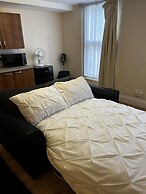 Flexible One Bedroom Apartment With Sofa Beds