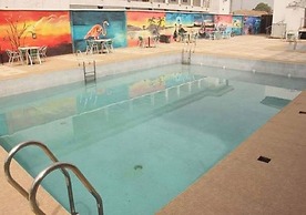 Dealings Hotel and Suites