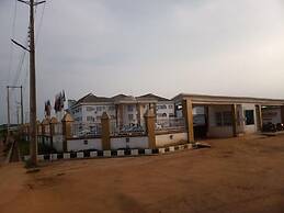 Dealings Hotel and Suites