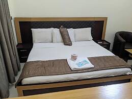 Dealings Hotel and Suites