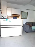 New hotel antes Day hostel