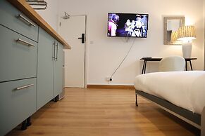 Urban Hideaway Studio