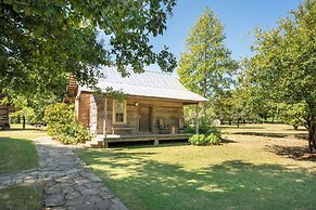 Green Frog Farm Cabins