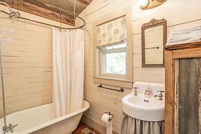 Green Frog Farm Cabins