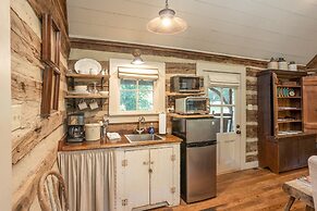 Green Frog Farm Cabins