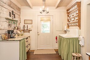 Green Frog Farm Cabins