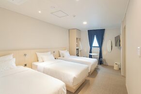 HOTEL MYEONGDONGJANG