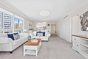 Oscar on Main - Heart of Main Beach