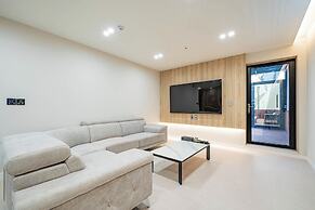 Mokpo Brown Dot Hotel Namak Branch