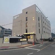 Mokpo Brown Dot Hotel Namak Branch