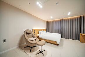 Mokpo Brown Dot Hotel Namak Branch