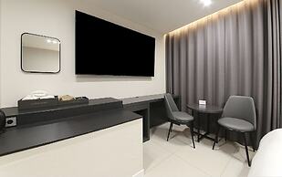 Mokpo Brown Dot Hotel Namak Branch