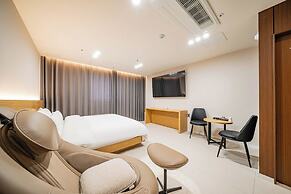 Mokpo Brown Dot Hotel Namak Branch