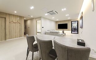 Mokpo Brown Dot Hotel Namak Branch